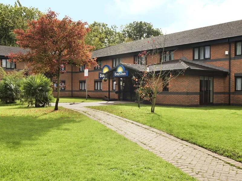 Days Inn by Wyndham Warwick North M40 · Anbieterbild von TUI