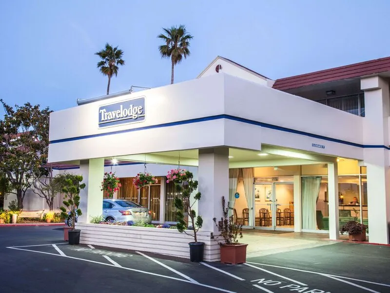 Travelodge by Wyndham Monterey Bay · Anbieterbild von TUI