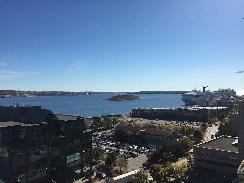 The Hollis Halifax - a DoubleTree Suites by Hilton · Anbieterbild von TUI