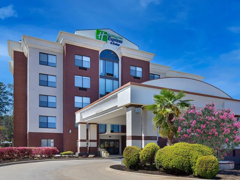 Holiday Inn Express Hotel & Suites Birmingham - Inverness 28 · Anbieterbild von TUI