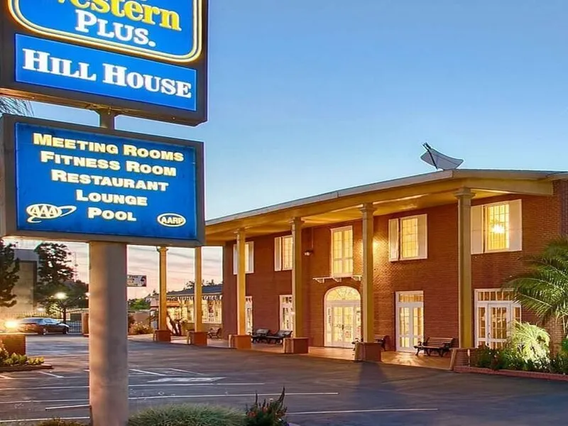 Best Western PLUS Hill House Bakersfield · Anbieterbild von TUI