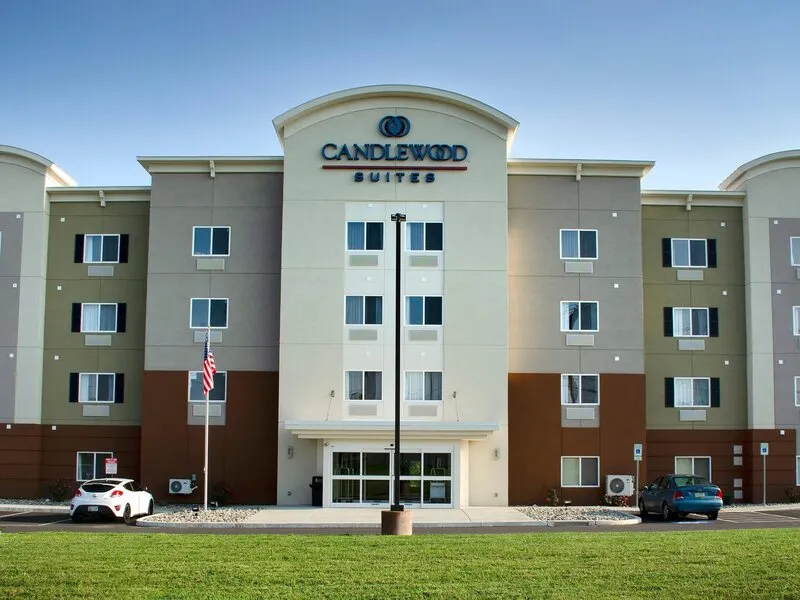 Candlewood Suites Lancaster West · Anbieterbild von TUI
