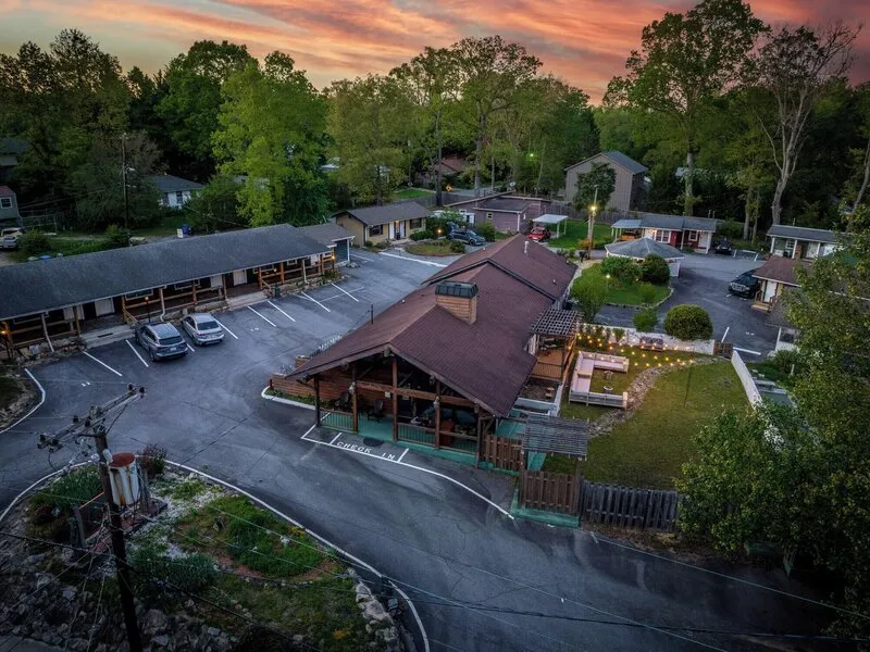 CedarWood Inn · Anbieterbild von TUI