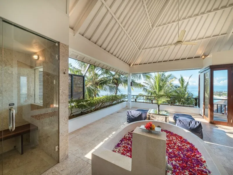 Batukarang Lembongan Resort & Day Spa · Anbieterbild von TUI