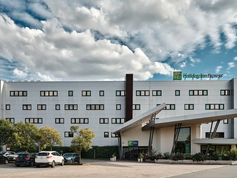 Holiday Inn Express Milan - Malpensa Airport · Anbieterbild von TUI