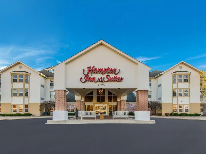 Hampton Inn & Suites Chicago/Hoffman Estates · Anbieterbild von TUI