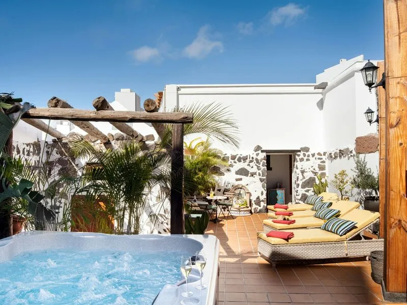 EL CHARCO SUITES · Anbieterbild von TUI