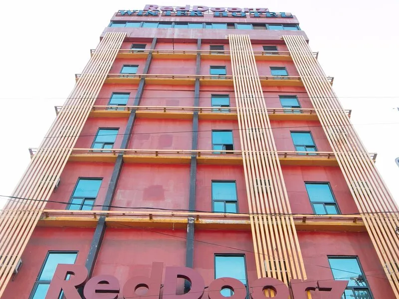 RedDoorz Plus @ Winter Benitez · Anbieterbild von TUI