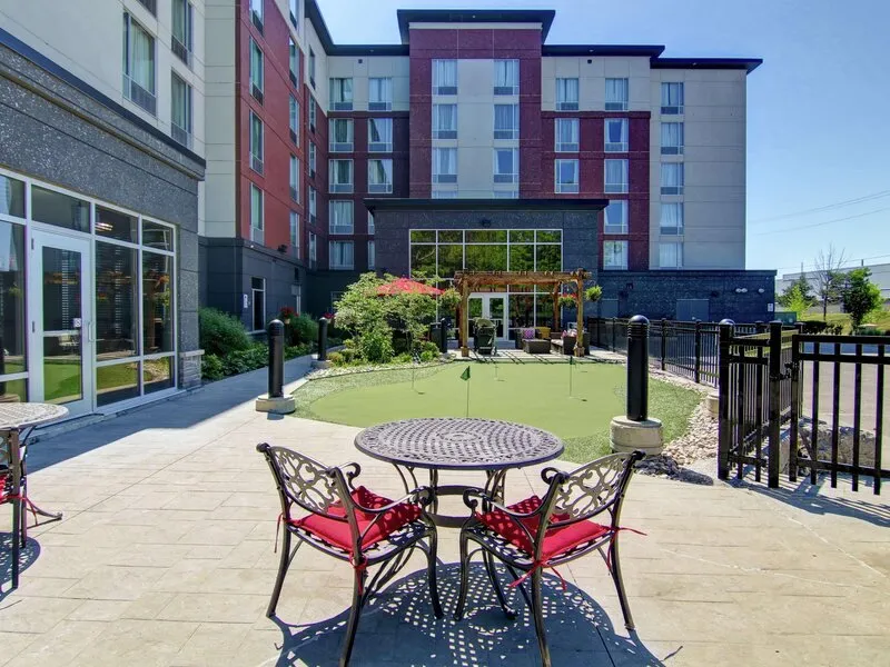 Homewood Suites by Hilton Ajax · Anbieterbild von TUI
