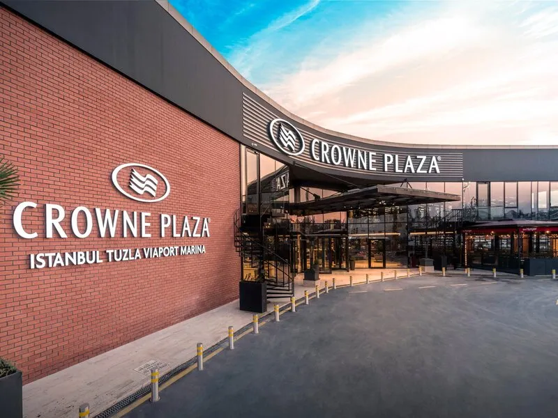Crowne Plaza Istanbul Tuzla Viaport Marina · Anbieterbild von TUI
