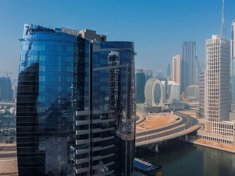 Radisson Blu Hotel, Dubai Canal View · Anbieterbild von TUI