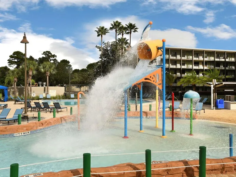 Wyndham Lake Buena Vista Disney Springs Resort Area · Anbieterbild von TUI