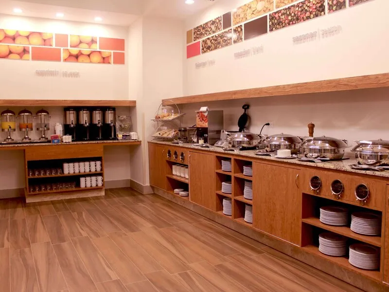 Hampton Inn by Hilton Merida · Anbieterbild von TUI