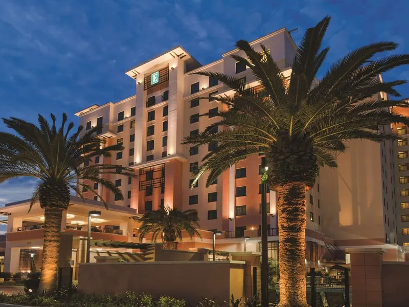 Embassy Suites by Hilton Orlando Lake Buena Vista South · Anbieterbild von TUI