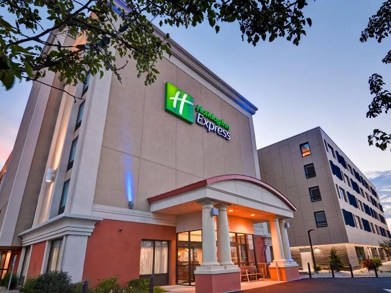 Holiday Inn Express Boston · Anbieterbild von TUI