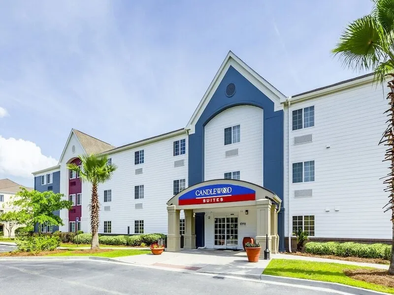 Candlewood Suites Savannah Airport · Anbieterbild von TUI