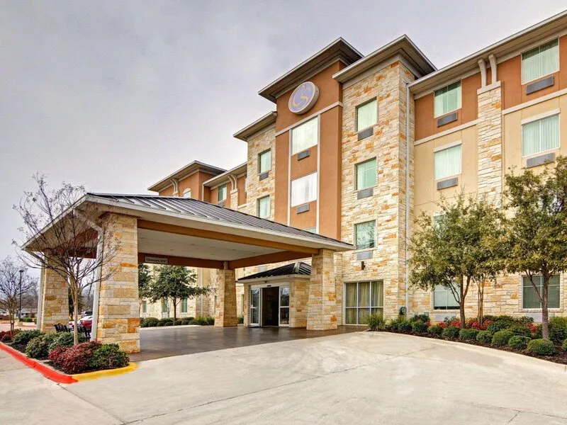 Comfort Suites Arlington - Entertainment District · Anbieterbild von TUI