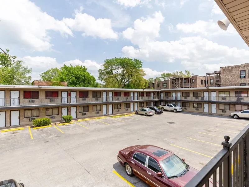 Best Motel By OYO Chicago I 90 · Anbieterbild von TUI