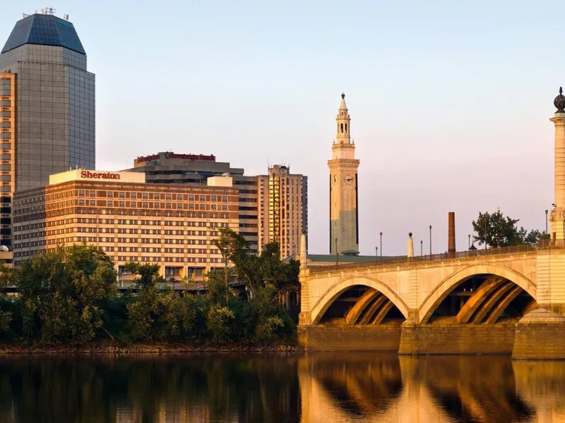 Sheraton Springfield Monarch Place · Anbieterbild von TUI