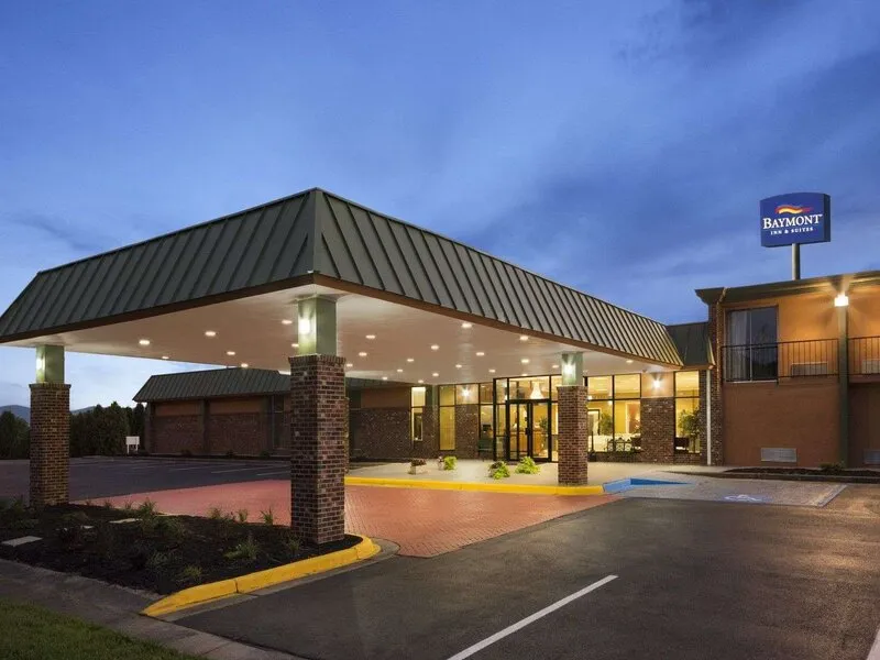 Baymont Inn & Suites Salem Roanoke Area · Anbieterbild von TUI