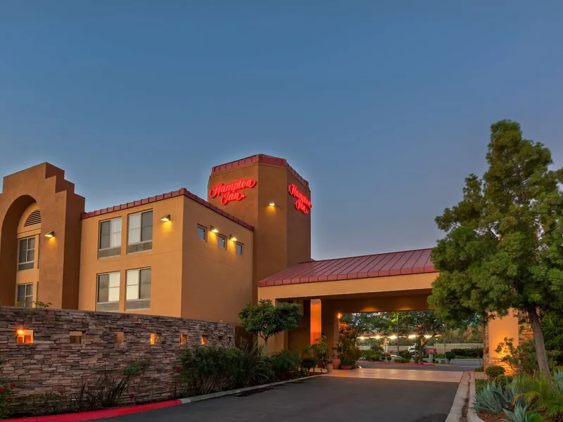 Hampton Inn San Marcos · Anbieterbild von TUI