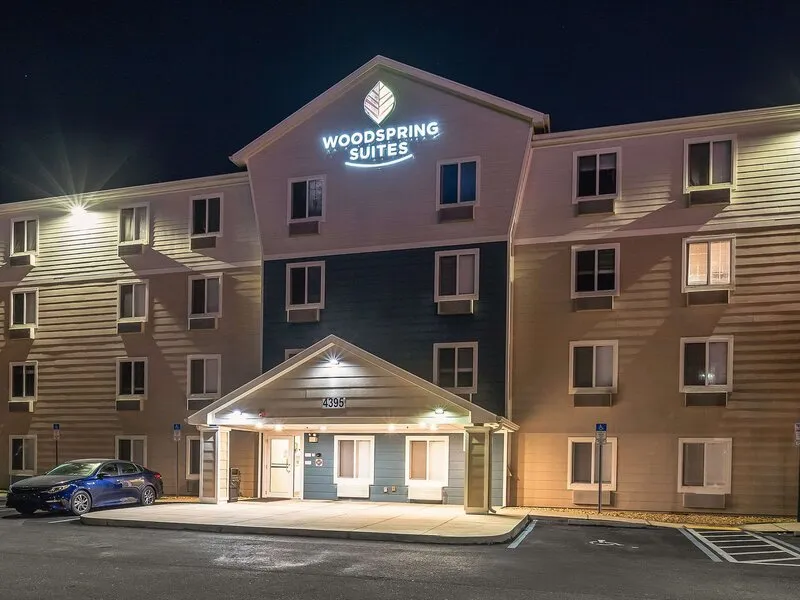 Studio 6 Extended Stay Fort Myers FL · Anbieterbild von TUI
