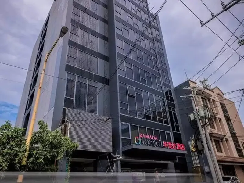 Ramada Encore by Wyndham Makati · Anbieterbild von TUI