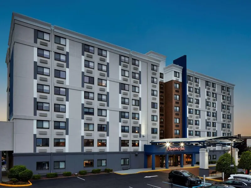 Hampton Inn Newark Airport · Anbieterbild von TUI
