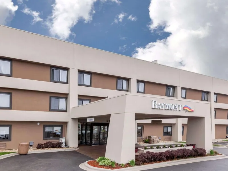 Baymont Inn & Suites Glenview · Anbieterbild von TUI