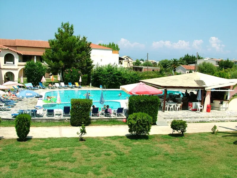 Kamari Apartments · Anbieterbild von TUI