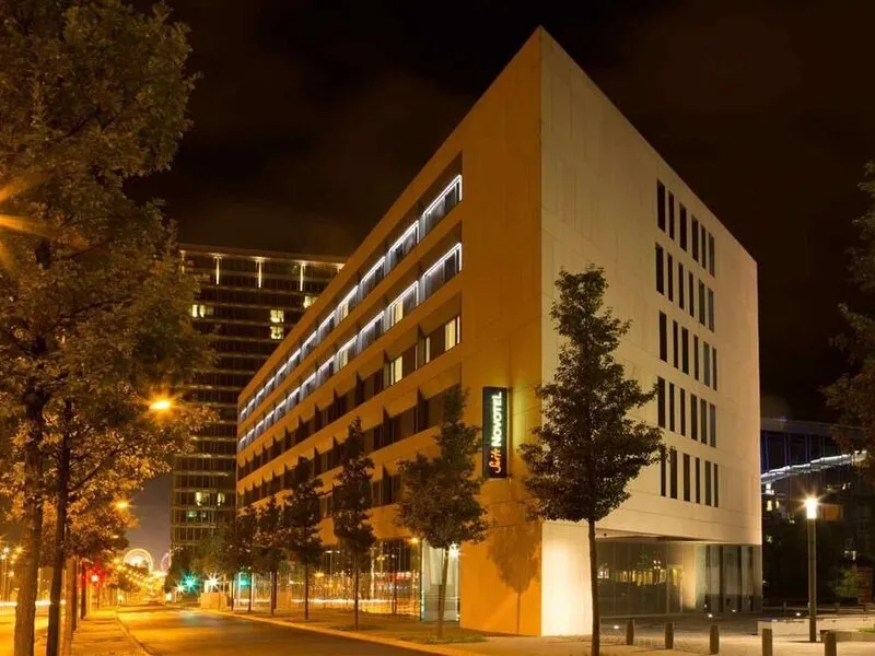 Novotel Suites Luxembourg · Anbieterbild von TUI