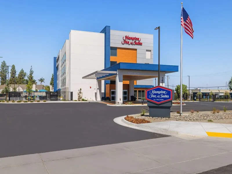 Hampton Inn & Suites Bakersfield Central · Anbieterbild von TUI