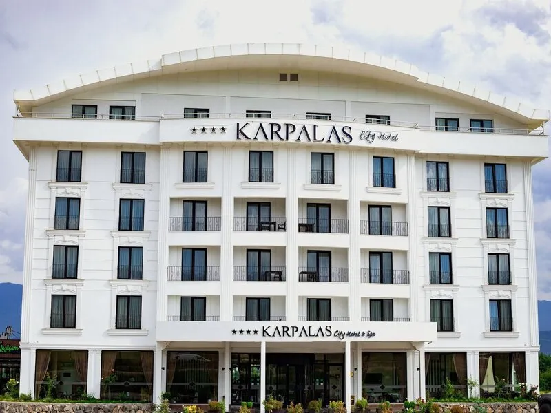 Karpalas City Hotel & Spa · Anbieterbild von TUI
