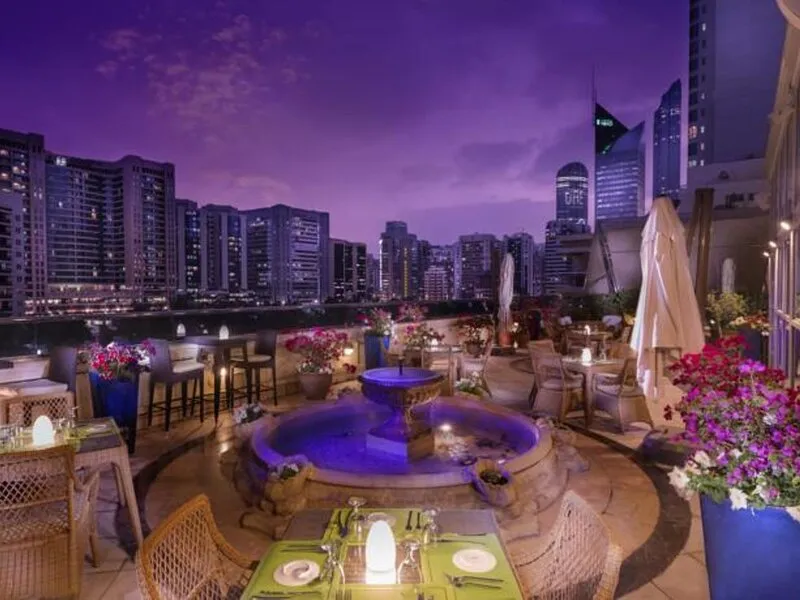 Corniche Hotel Abu Dhabi · Anbieterbild von TUI