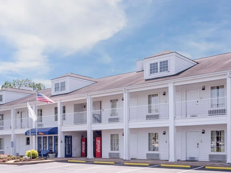 Baymont Inn & Suites Albany at Albany Mall · Anbieterbild von TUI