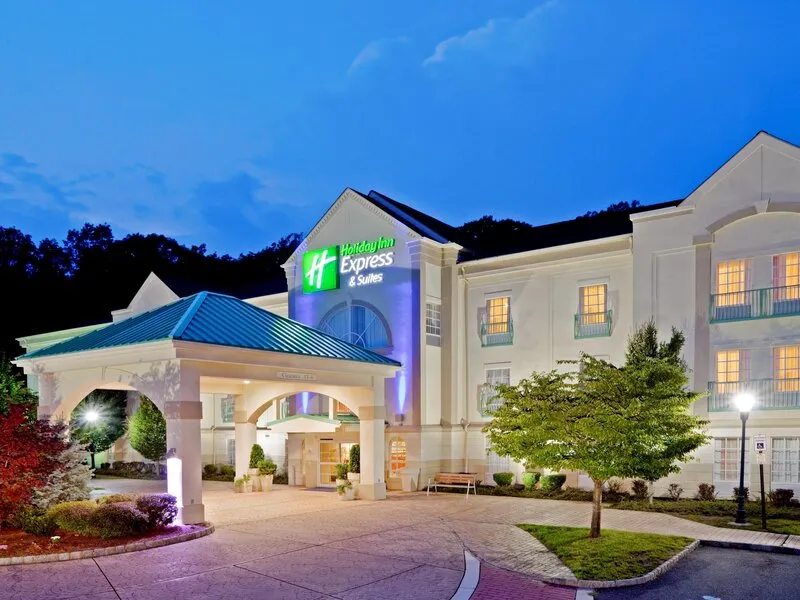 Holiday Inn Express & Suites Mount Arlington Rockaway Area · Anbieterbild von TUI