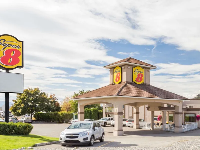 Super 8 by Wyndham Kelowna BC · Anbieterbild von TUI