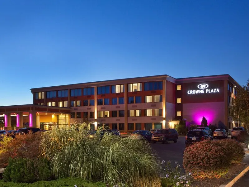 CROWNE PLAZA BOSTON WOBURN · Anbieterbild von TUI