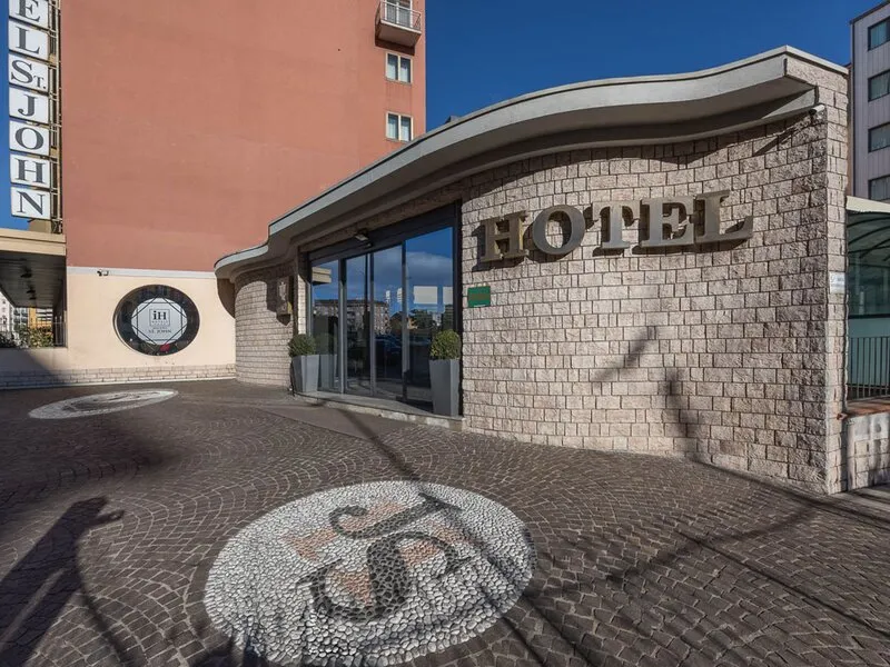 iH Hotels Milano St. John · Anbieterbild von TUI