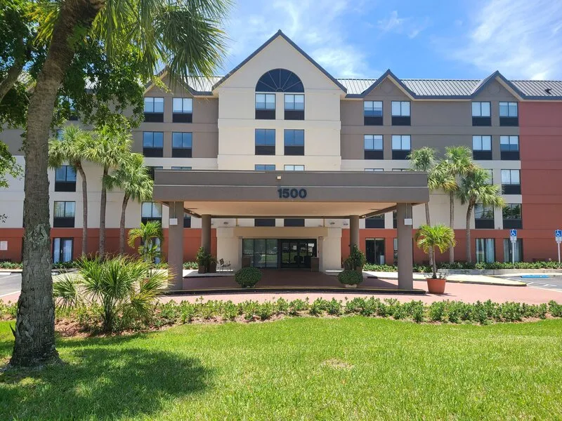 Holiday Inn Express & Suites - Ft Lauderdale N - Exec Airport · Anbieterbild von TUI