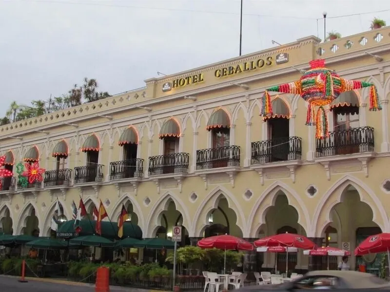 Hotel Concierge Plaza Colima · Anbieterbild von TUI