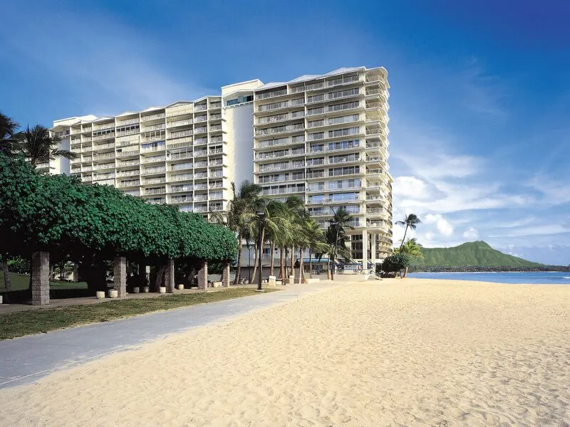 Waikiki Shore by Outrigger · Anbieterbild von TUI