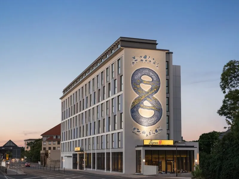 Super 8 by Wyndham Dresden · Anbieterbild von TUI