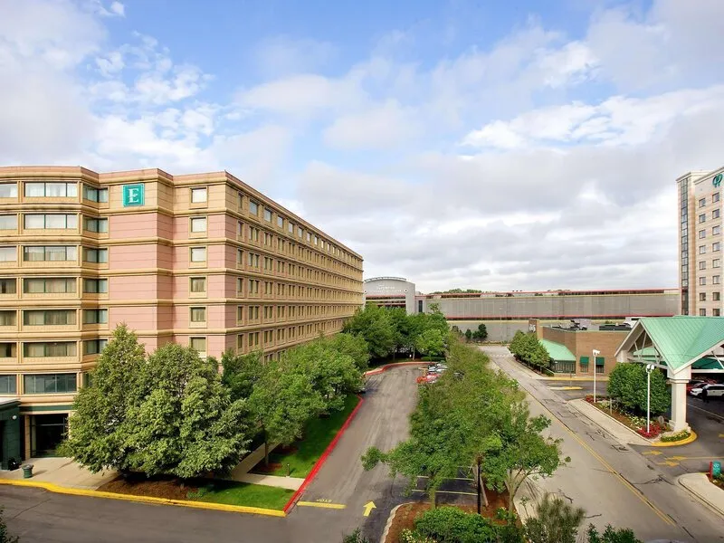 Embassy Suites by Hilton Chicago O'Hare Rosemont · Anbieterbild von TUI