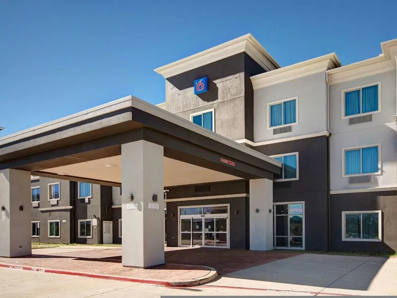 Comfort Suites Fort Worth · Anbieterbild von TUI