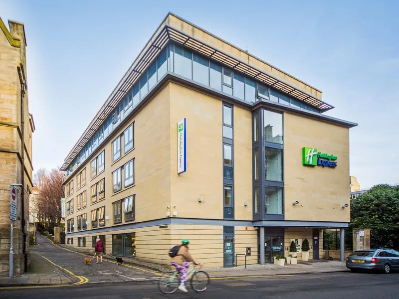 Holiday Inn Express Edinburgh Royal Mile · Anbieterbild von TUI