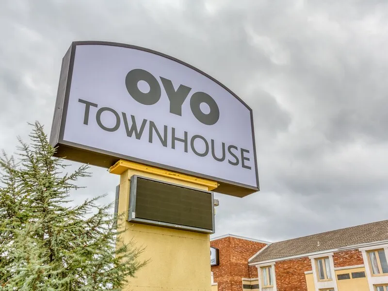 OYO Townhouse Tulsa Woodland Hills · Anbieterbild von TUI