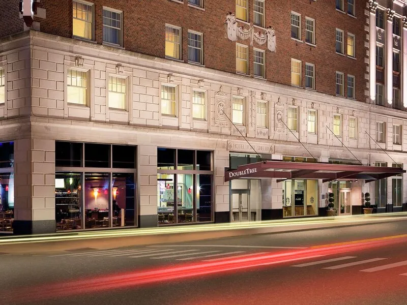 DoubleTree Suites by Hilton Hotel Detroit Downtown - Fort Shelby · Anbieterbild von TUI
