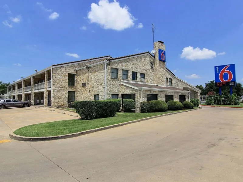 Motel 6 Austin Central - South/Univ. of TX · Anbieterbild von TUI