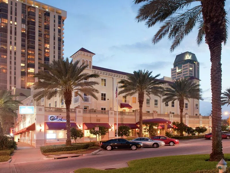 Hampton Inn & Suites St. Petersburg Downtown · Anbieterbild von TUI